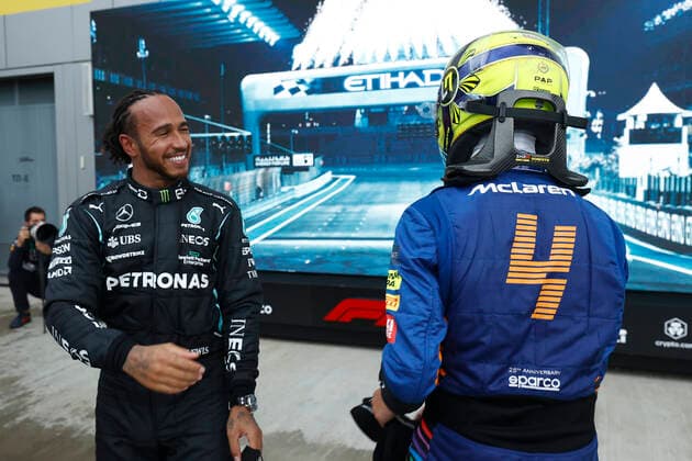 F1 Grand Prix of Russia 44 Lewis Hamilton (GBR, Mercedes-AMG Petronas F1 Team), 4 Lando Norris (GBR, McLaren F1 Team), F1 Grand Prix of Russia at Sochi Autodrom on September 26, 2021 in Sochi, Russia. (Photo by Andy Hone LAT Motorsport Images FIA Pool via HOCH ZWEI) Sochi Russia Poolfoto HOCH ZWEI Pool Motorsport Images ,EDITORIAL USE ONLY
