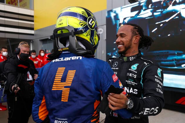 F1 Grand Prix of Russia 4 Lando Norris (GBR, McLaren F1 Team), 44 Lewis Hamilton (GBR, Mercedes-AMG Petronas F1 Team), F1 Grand Prix of Russia at Sochi Autodrom on September 26, 2021 in Sochi, Russia. (Photo by Andy Hone LAT Motorsport Images FIA Pool via HOCH ZWEI) Sochi Russia Poolfoto HOCH ZWEI Pool Motorsport Images ,EDITORIAL USE ONLY