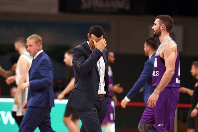 BG Göttingen Brose Bamberg 26 09 2021, Basketball Bundesliga, 2021 2022 season, 1 matchday, BG Göttingen Brose Bamberg Göttingen coach Roel Moors M gestures Göttingen Lower Saxony Germany.