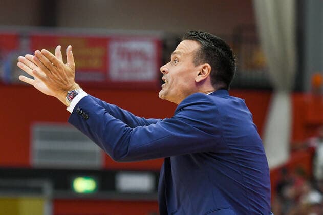 Raoul Korner 1 matchday, Basketball Bundesliga, Basketball season 2021 2022, Germany, easyCredit BBL, Germany, Giessen 46ers, giessen red, men, Jobstairs GIESSEN 46ers Medi Bayreuth, men, Bayreuth in yellow