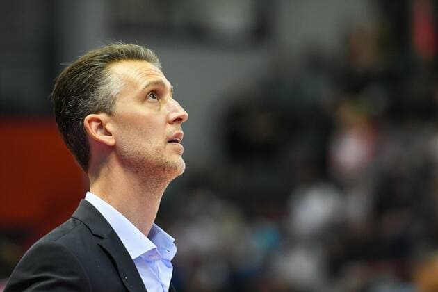 Pete Strobl 1 matchday, Basketball Bundesliga, Basketball season 2021 2022, Germany, easyCredit BBL, Germany, Giessen 46ers, giessen red, men, Jobstairs GIESSEN 46ers Medi Bayreuth, men, Bayreuth in yellow