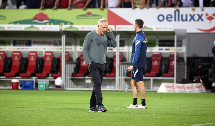 26 09 21 SC Freiburg FC Augsburg Germany, Freiburg, 26 09 2021, football, Bundesliga, SC Freiburg FC Augsburg Christian Streich coach SC Freiburg