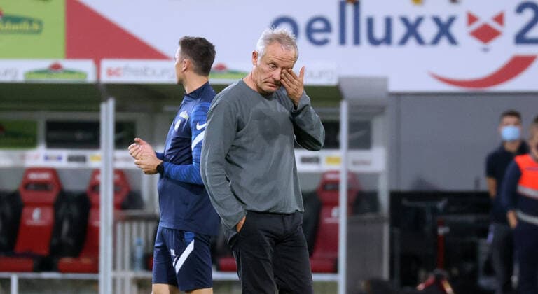 26 09 21 SC Freiburg FC Augsburg Germany, Freiburg, 26 09 2021, football, Bundesliga, SC Freiburg FC Augsburg Christian Streich coach SC Freiburg