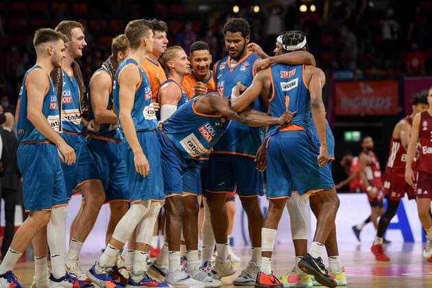Basketball, BBL, 20210926, FC Bayern Munich Ratiopharm Ulm In picture Ulm cheers victory Munich Audi Dome Bayern Germany Copyright: Passion2Press MarkusxFischerx