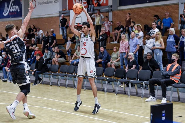 Barmer 2 Basketball Bundesliga ProB, Rheinstars Koeln vs BSW Sixers, 26 09 2021 Samuel Jammal Schmedes RheinStars Koeln 32 , Barmer 2 Basketball Bundesliga ProB, Rheinstars Koeln vs BSW Sixers on 26 09 2021 at ASV Koeln in Koeln Nordrhein Westfalen Copyright: xBEAUTIFULxSPORTS Mueller-Laschetx
