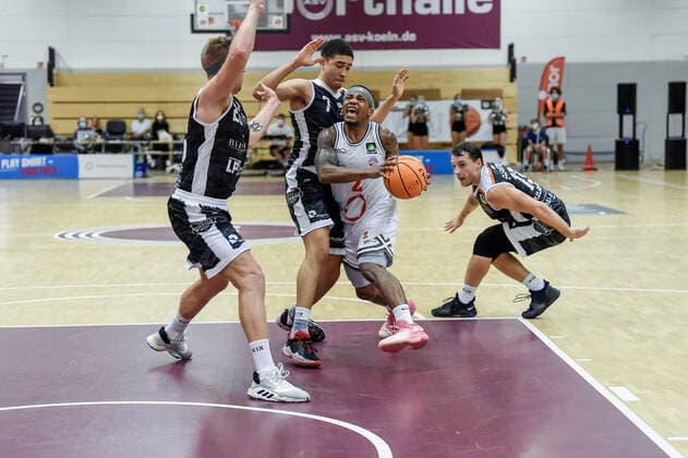 Barmer 2 Basketball Bundesliga ProB, Rheinstars Koeln vs BSW Sixers, 26 09 2021 Vincent Lamont Golson Jr RheinStars Koeln 2 , Barmer 2 Basketball Bundesliga ProB, Rheinstars Koeln vs BSW Sixers on 26 09 2021 at ASV Koeln in Koeln Nordrhein Westfalen Copyright: xBEAUTIFULxSPORTS Mueller-Laschetx