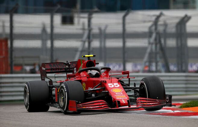 55 SAINZ Carlos (spa), Scuderia Ferrari SF21, action during the Formula 1 VTB Russian Grand Prix 2021, 15th round of the 2021 FIA Formula One World Championship, WM, Weltmeisterschaft from September 24 to 26, 2021 on the Sochi Autodrom, in Sochi, Russia - Photo DPPI FORMULE 1 : Grand prix de Russie - Sotchi - 26 09 2021 DPPI PANORAMIC  00121032_F12021GP15RUS_JK183498