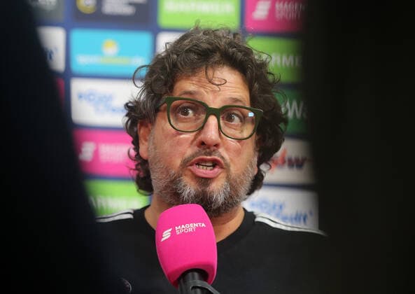 26 09 2021, BBL FC Bayern Basketball vs Ratiopharm Ulm Audi Dome Muenchen, basketball, sports, in picture coach Andrea Trinchieri FCB Basketball