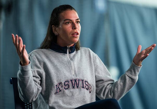 September 26, 2021, CHICAGO, UNITED STATES: Ajla Tomljanovic of Australia talks to the media ahead of the 2021 Chicago Fall Tennis Classic WTA, Tennis Damen 500 tennis tournament CHICAGO UNITED STATES - ZUMAa181 20210926_zaa_a181_203 Copyright: xRobxPrangex