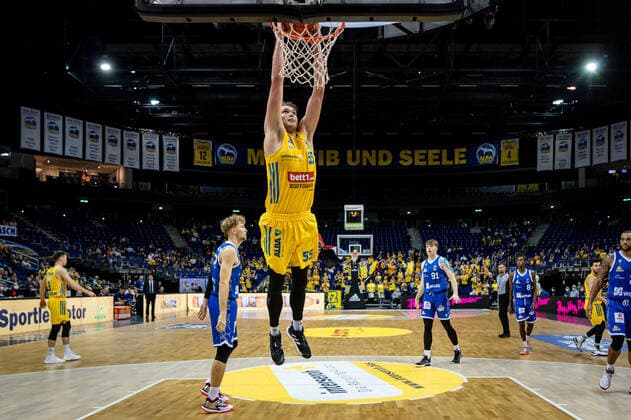 Basketball Berlin 28 09 2021 Season 2021 2022 1 Bundesliga easyCredit BBL Alba Berlin Skyliners Frankfurt Ben Lammers Alba Berlin, No 55