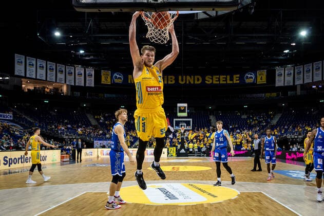Basketball Berlin 28 09 2021 Season 2021 2022 1 Bundesliga easyCredit BBL Alba Berlin Skyliners Frankfurt Ben Lammers Alba Berlin, No 55