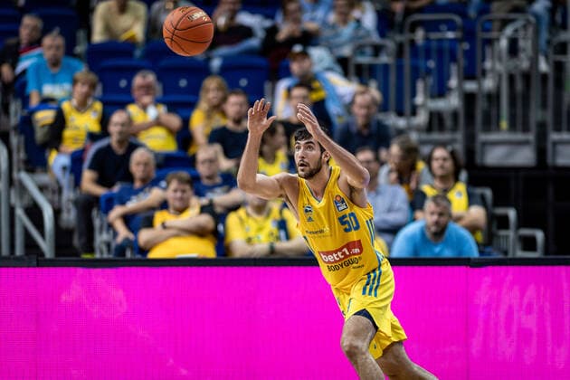 Basketball Berlin 28 09 2021 Season 2021 2022 1 Bundesliga easyCredit BBL Alba Berlin Skyliners Frankfurt Javel Zoosman Alba Berlin, No 50
