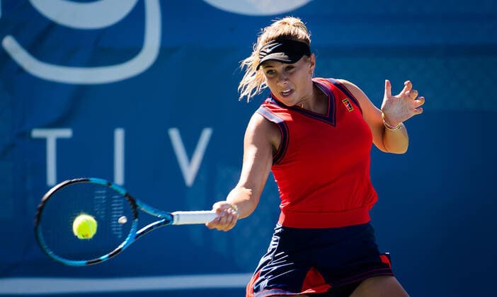 September 28, 2021, CHICAGO, UNITED STATES: Amanda Anisimova of the United States in action during the first round of the 2021 Chicago Fall Tennis Classic WTA, Tennis Damen 500 tennis tournament against Viktorija Golubic of Switzeland CHICAGO UNITED STATES - ZUMAa181 20210928_zaa_a181_047 Copyright: xRobxPrangex