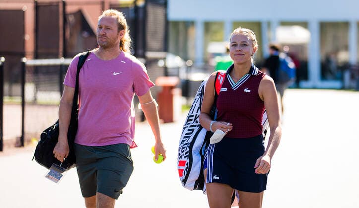 September 28, 2021, CHICAGO, UNITED STATES: Anett Kontaveit of Estonia in action during the first round of the 2021 Chicago Fall Tennis Classic WTA, Tennis Damen 500 tennis tournament against Madison Brengle of United States CHICAGO UNITED STATES - ZUMAa181 20210928_zaa_a181_164 Copyright: xRobxPrangex