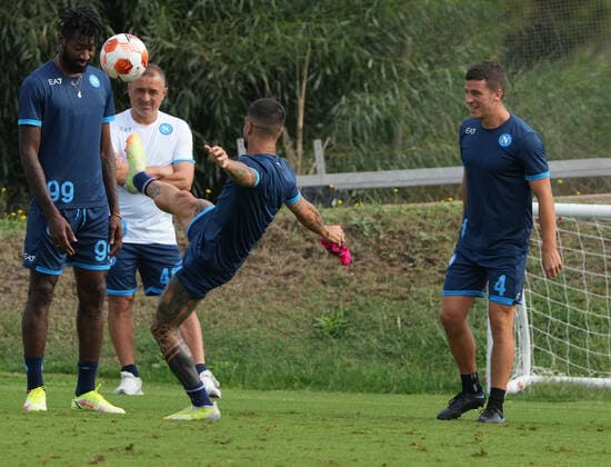 6661966 29.09.2021 Napoli?s players attend a training session ahead of the Europa League soccer match against Spartak Moscow, at SSC Napoli Konami Training Center, Italy. Alexander Vilf Sputnik Italy Soccer Europa League Napoli Training  4781858725922a7