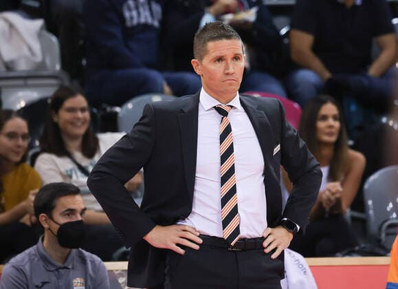Jako Lakovic Ratiopharm Ulm Headcoach , Telekom Baskets Bonn vs Ratiopharm Ulm, Basketball, 1 Easy Credit Bundesliga, 2 Matchday, 29 09 2021, Telekom Baskets Bonn vs Ratiopharm Ulm, Basketball, 1 Easy Credit Bundesliga, 2 Matchday, 29 09 2021, Photo EIBNER Joerg Niebergall Bonn Copyright: xJoergxNiebergall Eibner-Pressefox EP_JNL