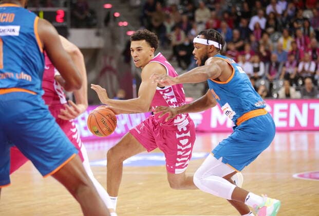 Tyson Ward Telekom Baskets Bonn vs ratiopharm Ulm easyCredit BBL 1 Bundesliga , 2021 2022 season , Main Round 2 Matchday