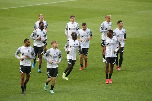 FOOTBALL - Players of FC Midtjylland, during a training session before the Europa League match with SC Braga. Estadio Muncipal de Braga, Portugal, 29th September 2021. Photo: IMAGO Pedro Benavente - PUBXNOTXINXPORTUGAL PEDRO BENAVENTE