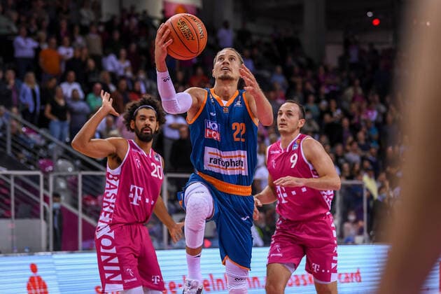 easyCredit BBL, Telekom Baskets Bonn vs ratiopharm ulm, 29 09 2021 Thomas Kelpeisz ratiopharm ulm, 22 , easyCredit BBL, Telekom Baskets Bonn vs ratiopharm ulm on 29 09 2021 at Telekom Dome Bonn, Bonn Nordrhein Westfalen Copyright: xBEAUTIFULxSPORTS Mueller-Laschetx