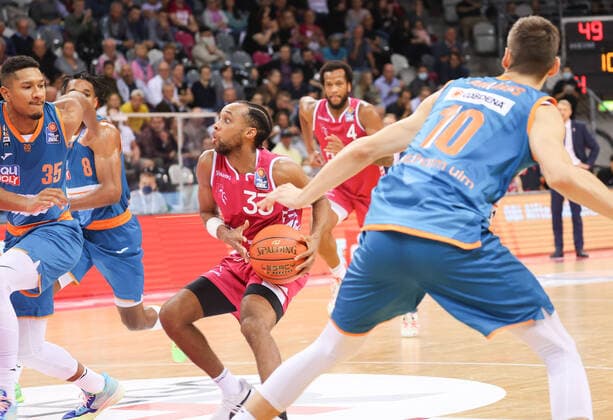 Parker Jackson TB Bonn 33 , Telekom Baskets Bonn vs Ratiopharm Ulm, Basketball, 1 Easy Credit Bundesliga, 2 Matchday, 29 09 2021, Telekom Baskets Bonn vs Ratiopharm Ulm, Basketball, 1 Easy Credit Bundesliga, 2 Matchday, 29 09 2021, Photo EIBNER Joerg Niebergall Bonn Copyright: xJoergxNiebergall Eibner-Pressefox EP_JNL