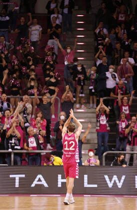 Cheering after victory Skyler Bowlin Telekom Baskets Bonn win vs ratiopharm Ulm easyCredit BBL 1 Bundesliga , 2021 2022 season , main round 2 matchday