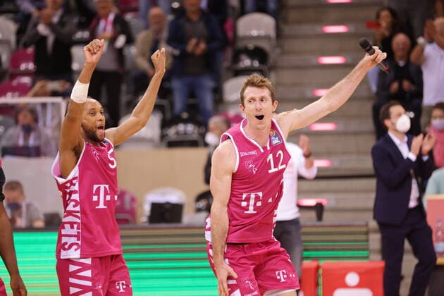 Cheers after win Skyler Bowlin, Parker Jackson Cartwright Telekom Baskets Bonn win vs ratiopharm Ulm easyCredit BBL 1 Bundesliga , 2021 2022 season , Main Round 2 matchday.