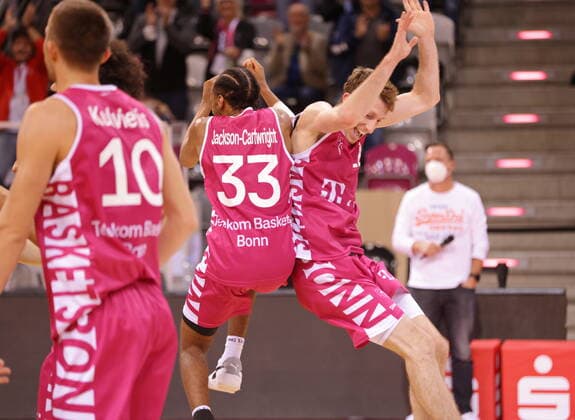 Cheers after win Skyler Bowlin, Parker Jackson Cartwright Telekom Baskets Bonn win vs ratiopharm Ulm easyCredit BBL 1 Bundesliga , 2021 2022 season , Main Round 2 matchday.