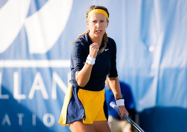 Mandatory Credit: Photo by Rob Prange Shutterstock (12471255cx) Victoria Azarenka of Belarus in action during the second round of the 2021 Chicago Fall Tennis Classic WTA, Tennis Damen 500 tennis tournament Chicago Fall Tennis Classic 2021, Tennis, Chicago, USA - 29 Sep 2021 Chicago Fall Tennis Classic 2021, Tennis, Chicago, USA - 29 Sep 2021  Copyright: xRobxPrange Shutterstockx 12471255cx