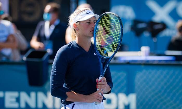Mandatory Credit: Photo by Rob Prange Shutterstock (12471255em) Marta Kostyuk of Ukraine playing doubles at the 2021 Chicago Fall Tennis Classic WTA, Tennis Damen 500 tennis tournament Chicago Fall Tennis Classic 2021, Tennis, Chicago, USA - 29 Sep 2021 Chicago Fall Tennis Classic 2021, Tennis, Chicago, USA - 29 Sep 2021  Copyright: xRobxPrange Shutterstockx 12471255em