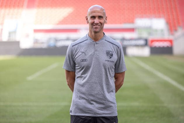 2 BL FC Ingolstadt 04 portrait shooting, team photo, head coach AndrÃ Schubert FCI 2 Bundesliga FC Ingolstadt 04 season 2021 2022