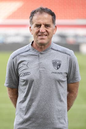 2 BL FC Ingolstadt 04 portrait shooting, team photo, co coach Asif Saric FCI 2 Bundesliga FC Ingolstadt 04 season 2021 2022