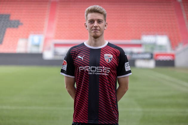 2 BL FC Ingolstadt 04 portrait shooting, team photo, Andreas Poulsen 2, FCI 2 Bundesliga FC Ingolstadt 04 season 2021 2022
