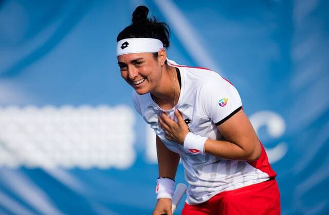 Mandatory Credit: Photo by Rob Prange Shutterstock (12471256i) Ons Jabeur of Tunisia in action during the third round at the 2021 Chicago Fall Tennis Classic WTA, Tennis Damen 500 tennis tournament Chicago Fall Tennis Classic 2021, Tennis, Chicago, USA - 30 Sep 2021 Chicago Fall Tennis Classic 2021, Tennis, Chicago, USA - 30 Sep 2021  Copyright: xRobxPrange Shutterstockx 12471256i