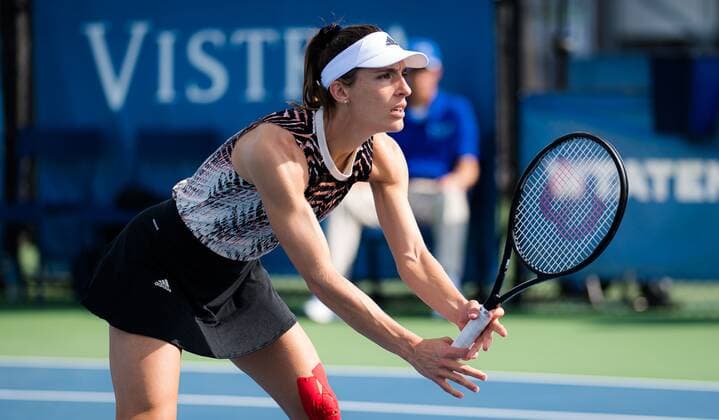 Mandatory Credit: Photo by Rob Prange Shutterstock (12471256at) Andrea Petkovic of Germany playing doubles with partner Kveta Peschke at the 2021 Chicago Fall Tennis Classic WTA, Tennis Damen 500 tennis tournament Chicago Fall Tennis Classic 2021, Tennis, Chicago, USA - 30 Sep 2021 Chicago Fall Tennis Classic 2021, Tennis, Chicago, USA - 30 Sep 2021  Copyright: xRobxPrange Shutterstockx 12471256at