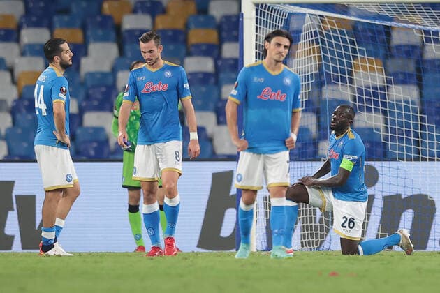 Photo Alessandro Garofalo LaPresse September 30, 2020 Naples, Italy soccer Napoli vs Spartak Mosca - Europa League 2021 2022 - Diego Armando Maradona stadium. In the pic: Kalidou Koulibaly (SSC Napoli); dejection  Copyright: xAlessandroxGarofalo LaPressex