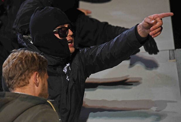 30 09 2021, xjhx, football UEFA Europa League, Royal Antwerp Eintracht Frankfurt emspor, v l riots riot fans spectators ultras hooligans Antwerp DFL DFB REGULATES PROHIBIT ANY USE OF PHOTOGRAPHS as IMAGE SEQUENCES and or QUASI VIDEO Antwerp