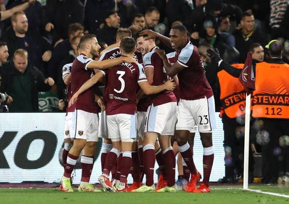 London, England, 30th September 2021. Declan Rice of West Ham United celebrates scoring the first goal during the UEFA Europa League match at the London Stadium, London. Picture credit should read: Paul Terry Sportimage EDITORIAL USE ONLY. No use with unauthorised audio, video, data, fixture lists, club league logos or live services. Online in-match use limited to 120 images, no video emulation. No use in betting, games or single club league player publications. SPI-1221-0026