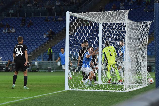 Soccer, europa league match , SS Lazio v Lokomotiv Moscow Patric of SS Lazio score the goal during the Europa League match between SS Lazio v Lokomotiv Moscow at Olimpico stadium in Rome, Italy, September 30, 2021. Imago-Images Emmefoto Copyright: xImago-Images Emmefotox