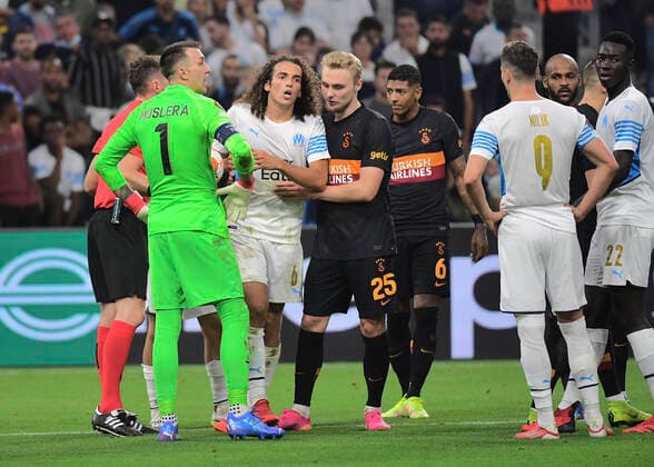 deception de Matteo Guendouzi (OM) FOOTBALL : OM vs Galatasaray - 30 09 2021 Mao Panoramic 