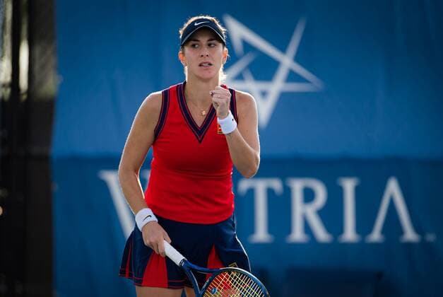 Mandatory Credit: Photo by Rob Prange Shutterstock (12471256br) Belinda Bencic of Switzerland in action during the third round of the 2021 Chicago Fall Tennis Classic WTA, Tennis Damen 500 tennis tournament Chicago Fall Tennis Classic 2021, Tennis, Chicago, USA - 30 Sep 2021 Chicago Fall Tennis Classic 2021, Tennis, Chicago, USA - 30 Sep 2021  Copyright: xRobxPrange Shutterstockx 12471256br