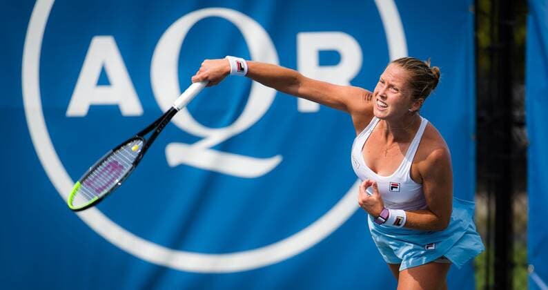Mandatory Credit: Photo by Rob Prange Shutterstock (12471256cj) Shelby Rogers of the United States in action during the third round of the 2021 Chicago Fall Tennis Classic WTA, Tennis Damen 500 tennis tournament Chicago Fall Tennis Classic 2021, Tennis, Chicago, USA - 30 Sep 2021 Chicago Fall Tennis Classic 2021, Tennis, Chicago, USA - 30 Sep 2021  Copyright: xRobxPrange Shutterstockx 12471256cj