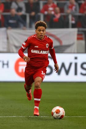 30 09 2021, football, Europa League, 2021 2022, Royal Antwerpen Eintracht Frankfurt, BEL, Antwerp, Bosuilstadion picture v li Benson Royal Antwerpen FC Copyright: HMBxMedia xHeikoxBecker