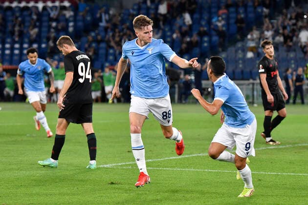 Italy: S.S. Lazio vs Lokomotiv Moskva 2-0 Toma Baöi? and Pedro of SS LAZIO in action during the UEFA Europa League group E match between Lazio Roma Lokomotiv Moskva at Stadio Olimpico on September 30, 2021 in Rome, Italy. Rome Italy Copyright: DomenicoxCippitelli
