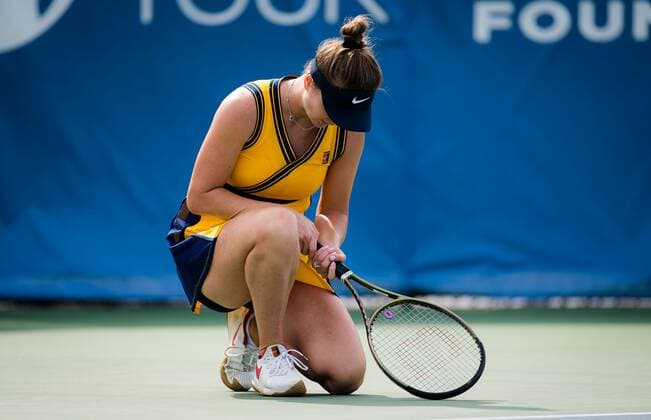 Mandatory Credit: Photo by Rob Prange Shutterstock (12471256di) Elina Svitolina of the Ukraine in action during the third round of the 2021 Chicago Fall Tennis Classic WTA, Tennis Damen 500 tennis tournament Chicago Fall Tennis Classic 2021, Tennis, Chicago, USA - 30 Sep 2021 Chicago Fall Tennis Classic 2021, Tennis, Chicago, USA - 30 Sep 2021  Copyright: xRobxPrange Shutterstockx 12471256di