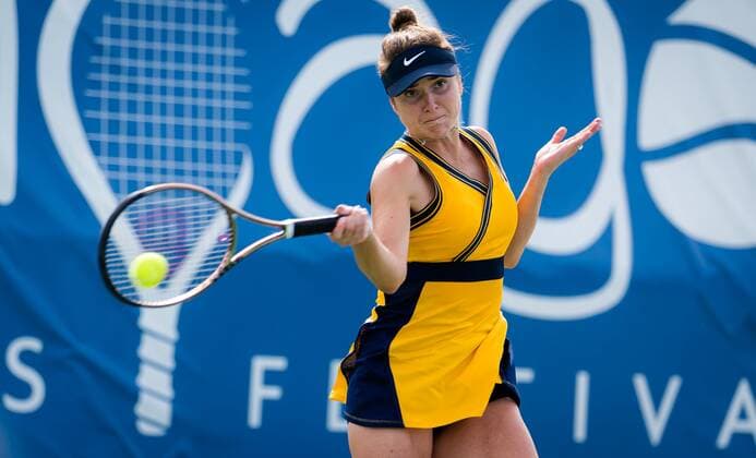Mandatory Credit: Photo by Rob Prange Shutterstock (12471256dg) Elina Svitolina of the Ukraine in action during the third round of the 2021 Chicago Fall Tennis Classic WTA, Tennis Damen 500 tennis tournament Chicago Fall Tennis Classic 2021, Tennis, Chicago, USA - 30 Sep 2021 Chicago Fall Tennis Classic 2021, Tennis, Chicago, USA - 30 Sep 2021  Copyright: xRobxPrange Shutterstockx 12471256dg