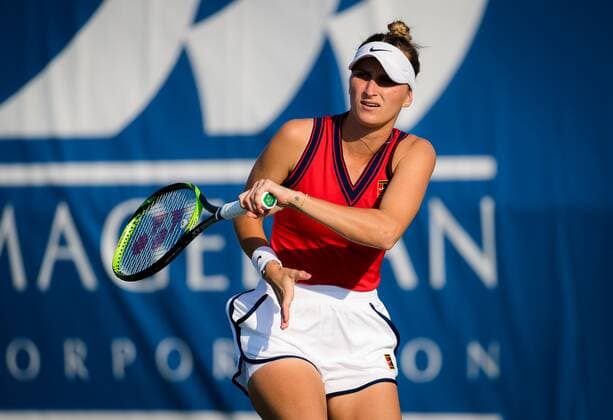 Mandatory Credit: Photo by Rob Prange Shutterstock (12471259t) Marketa Vondrousova of the Czech Republic in action during the third round of the 2021 Chicago Fall Tennis Classic WTA, Tennis Damen 500 tennis tournament Chicago Fall Tennis Classic 2021, Tennis, Chicago, USA - 01 Oct 2021 Chicago Fall Tennis Classic 2021, Tennis, Chicago, USA - 01 Oct 2021  Copyright: xRobxPrange Shutterstockx 12471259t