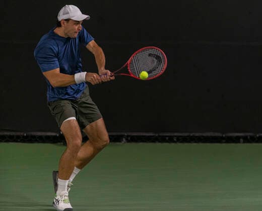 October 1, 2021, San Diego, California, USA: ASLAN KARATZEV of Russia sends the ball back to opponent Grigor DImItrov of Bulgaria at the San Diego Open tennis tournament. San Diego USA - ZUMAb202 20211001_znp_b202_021 Copyright: xDavidxBarakx