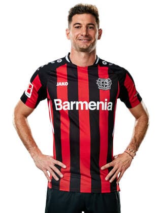 Lucas Alario Bayer 04 Leverkusen 1 BL, port date 2021 2022