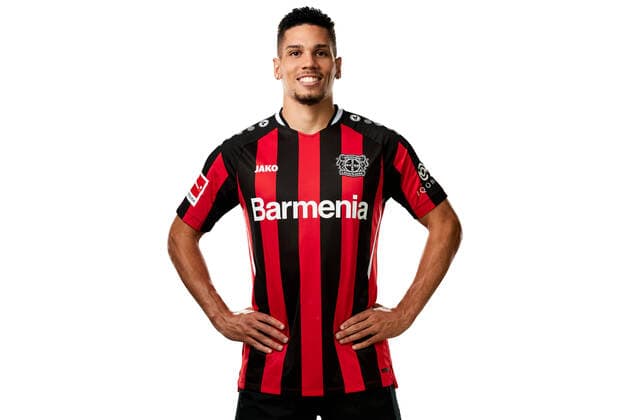 Paulinho Bayer 04 Leverkusen 1 BL, port date 2021 2022