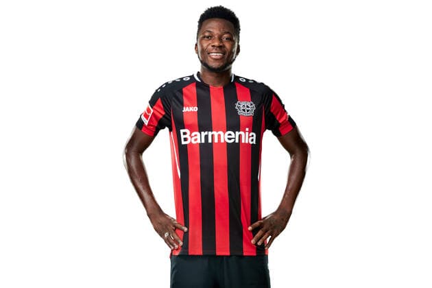 Edmond Tapsoba Bayer 04 Leverkusen 1 BL, port date 2021 2022